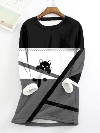 Crew-neck pullover and fluffy cute animal print dress