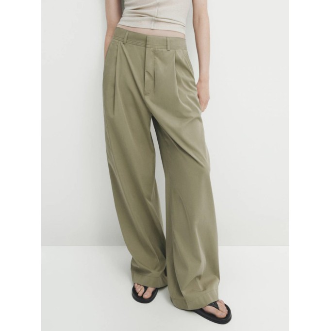 Green wide-leg pants