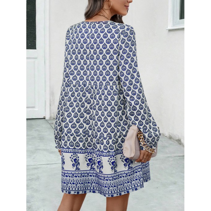 Long sleeve positioning print dress