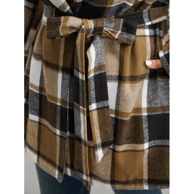 Plus-size women's elegant plaid coat