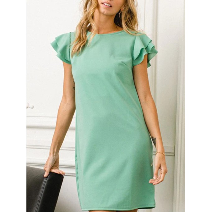 Simple and elegant dress with small green flying sleeves