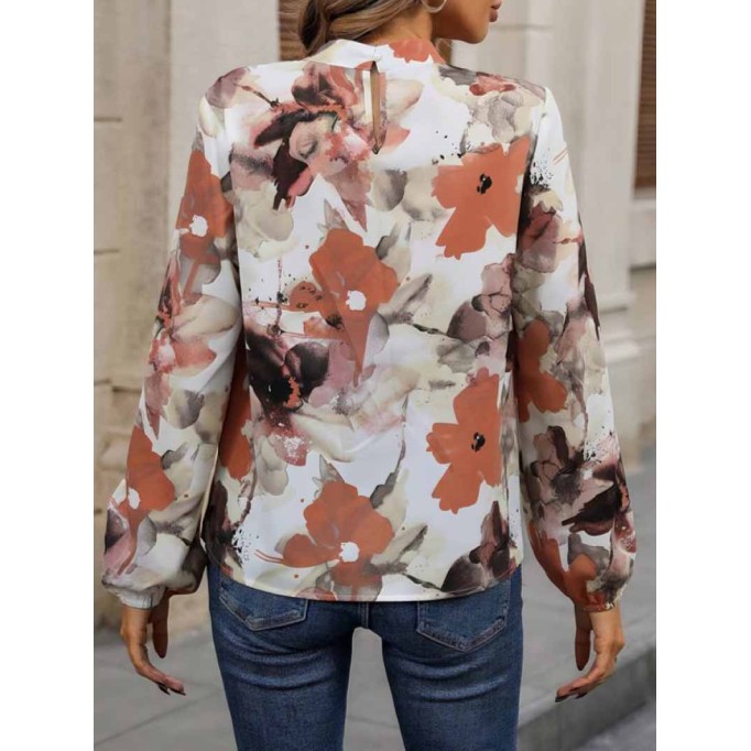 Stylish top with large painted flowers