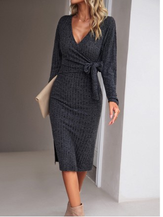 V-neck long-sleeved knitted strappy dress