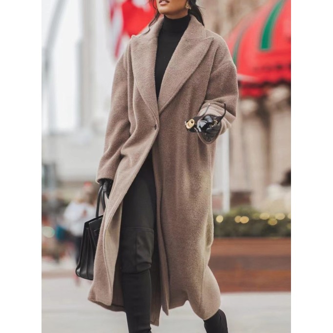 Warm long sleeved long woolen coat