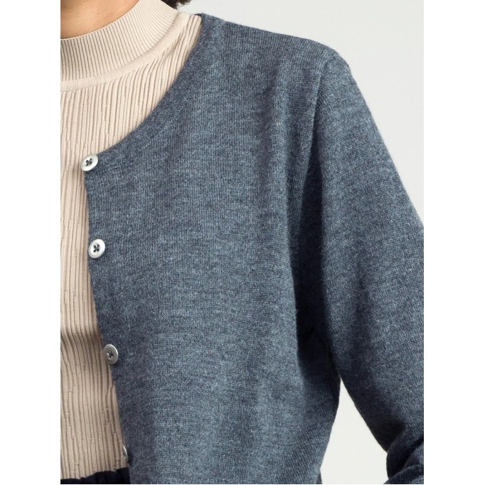 Women's gray woven wool sweater