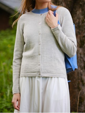 Women's light grey woven wool sweater