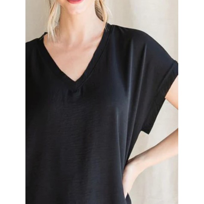 Women's V-neck everything simple black shirt